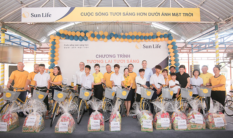 Sun Life Việt Nam chung sức vì cộng đồng