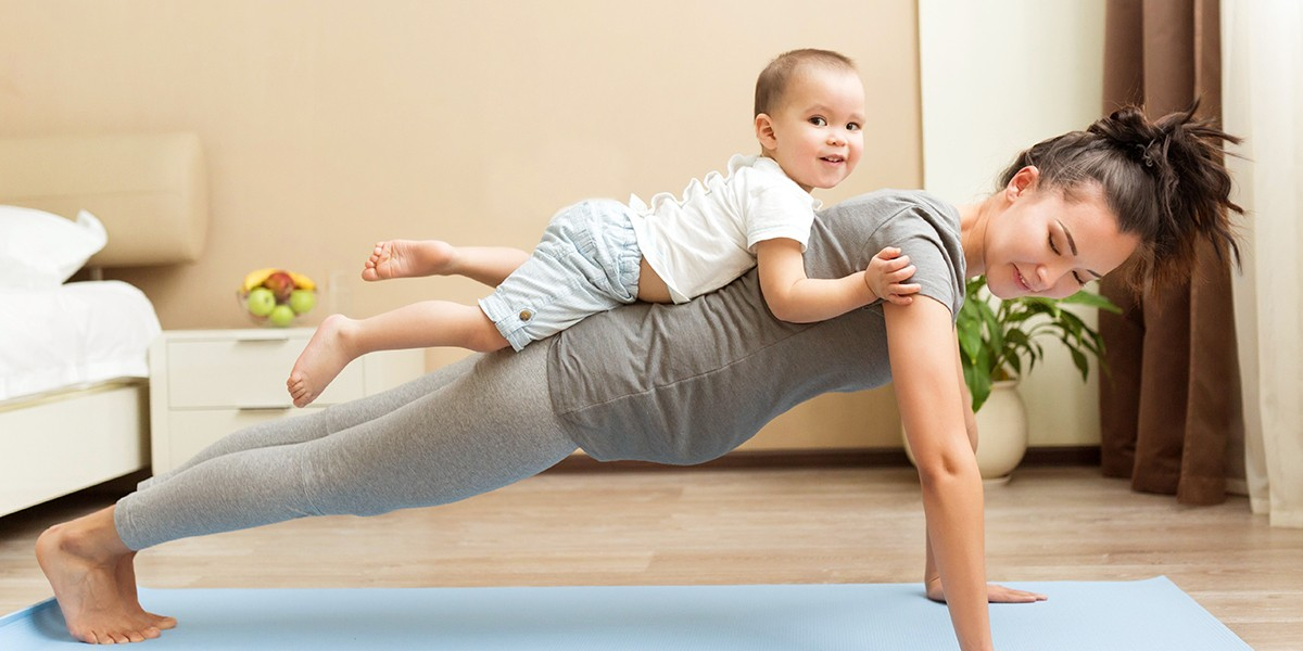 Yoga cùng bé, cả nhà tươi khỏe
